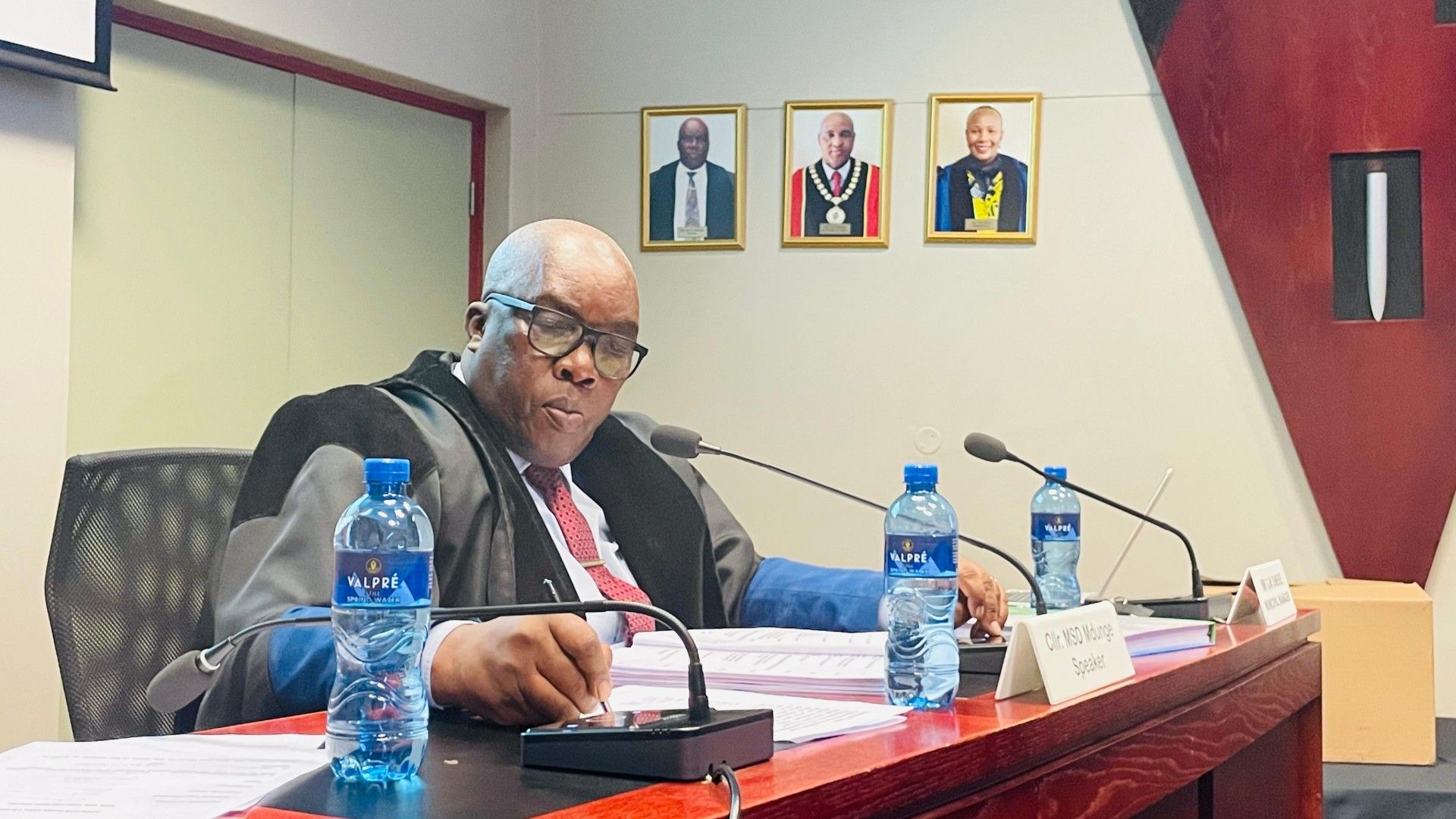 HARRY GWALA DISTRICT MUNICIPALITY HOLDS SUCCESSFUL COUNCIL MEETING