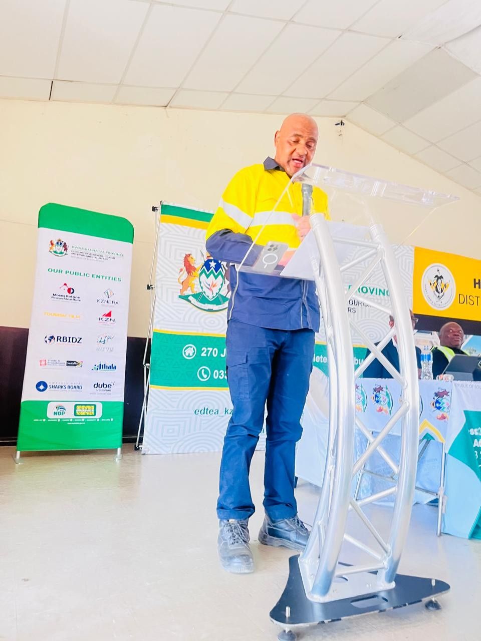 Arbor Day iGujwe ngokuhlonipha Ezemvelo E-Mzimkhulu